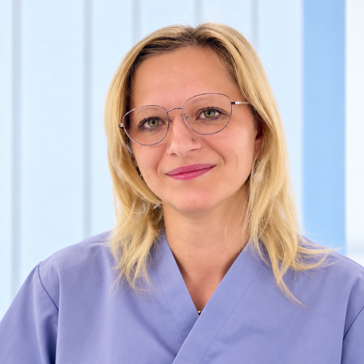 Anna Kharlamova